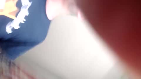 Snapshot of fred1051 chatting on October 19, 7:57 am yo online show from October 19, 7:57 am