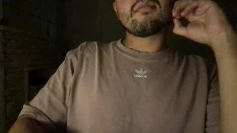 Snapshot of fred_555 chatting on February 11, 11:53 am fred_555 online show from February 11, 11:53 am