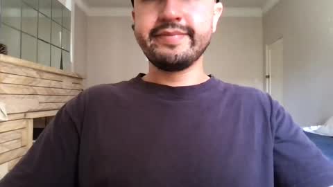 Snapshot of fred_555 chatting on February 13, 5:48 am fred_555 online show from February 13, 5:48 am