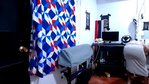 freddy romans online show from April 7, 2:57 am