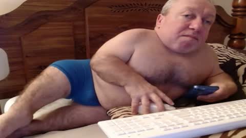 Cute Lil Man online show from October 14, 8:28 am