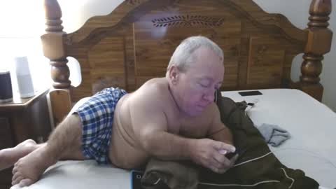 Cute Lil Man online show from January 7, 7:20 am