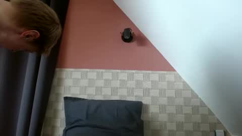 Antoine online show from April 2, 2:24 pm