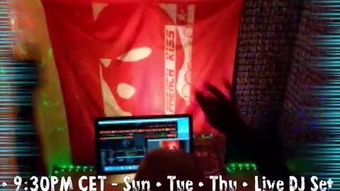 frenchkissdjfk online show from November 30, 5:09 pm