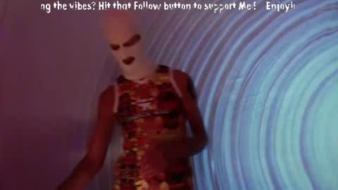 frenchkissdjfk online show from October 21, 6:55 pm