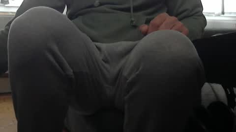 frenchpapalover online show from November 24, 8:35 am