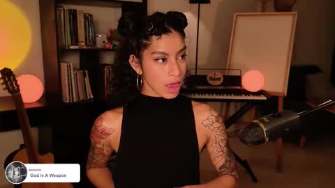 Snapshot of fresatanica chatting on September 29, 5:06 am Vale online show from September 29, 5:06 am