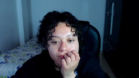 Louise  online show from January 3, 9:04 am