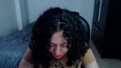 Louise  online show from December 7, 6:48 am