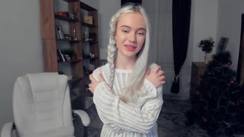 Freya online show from January 18, 8:29 pm