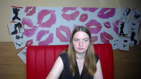 FreyaDak online show from December 1, 6:06 pm