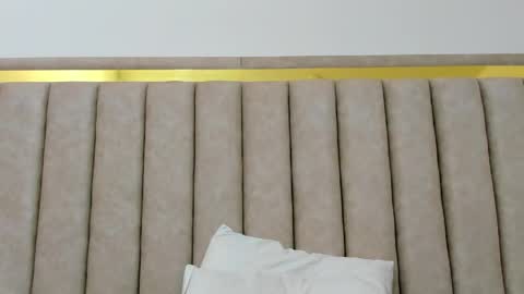 FreyaMoller  online show from March 22, 7:07 pm