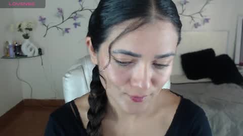 freyarouge online show from April 4, 2:24 pm