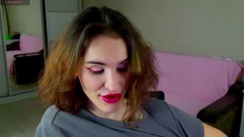 Frida online show from January 5, 1:45 am