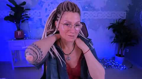 Frida Tander online show from March 15, 7:13 am