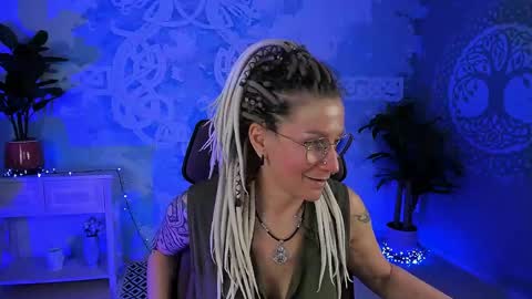 Frida Tander online show from May 13, 5:17 am