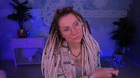 Frida Tander online show from March 9, 5:34 am