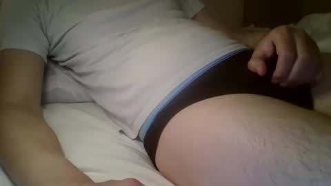 friendly_frank_18 online show from May 20, 11:22 pm