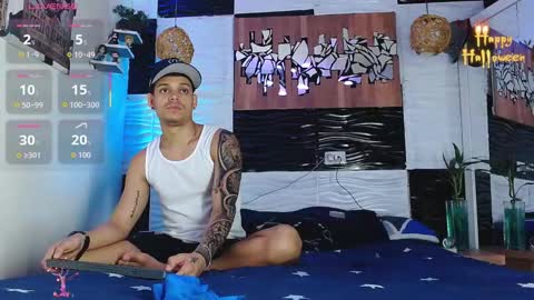 Snapshot of friendsofeverything_ chatting on October 30, 1:23 pm Adam y pitter online show from October 30, 1:23 pm