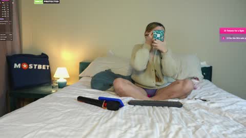 friendsurdreams online show from December 21, 9:04 pm