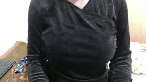 fruity28 online show from October 21, 11:48 am