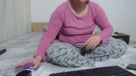 Ella online show from February 22, 6:50 am