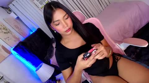 Snapshot of fuckingnaughtyjayde chatting on October 3, 8:28 pm JAYDE MARRIE online show from October 3, 8:28 pm