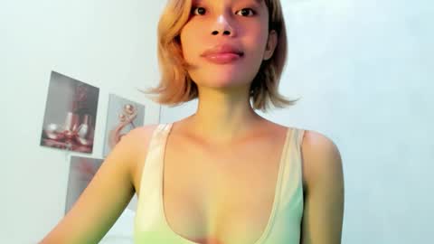 fuckingsexy143 online show from May 6, 2:39 am