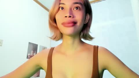 fuckingsexy143 online show from May 7, 2:40 am