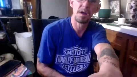 me online show from December 16, 8:48 pm