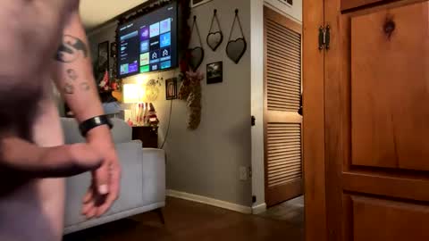 fucmm online show from November 12, 2:41 pm