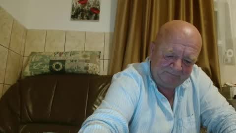 fullballs6 online show from October 13, 1:51 am