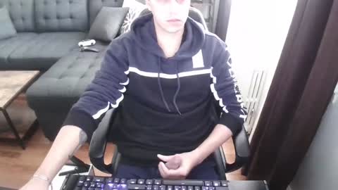 fullandready online show from December 2, 3:20 pm