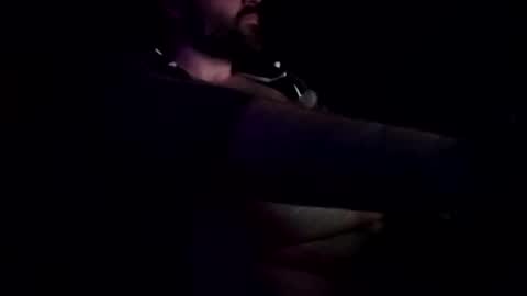 Snapshot of furfeelsbetter chatting on October 6, 5:14 am furfeelsbetter online show from October 6, 5:14 am