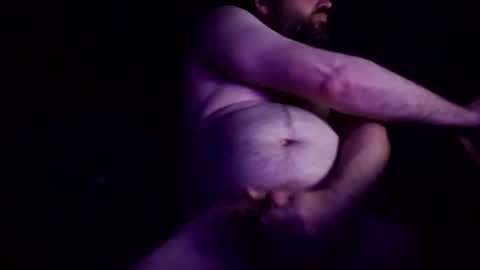 Snapshot of furfeelsbetter chatting on December 11, 7:09 am furfeelsbetter online show from December 11, 7:09 am