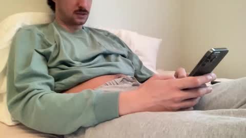 fuzzedpeach online show from November 30, 4:25 pm