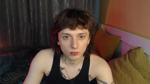 Ian online show from November 25, 12:42 am