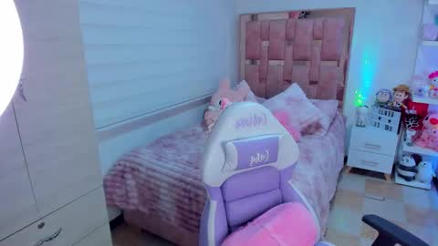 Gabriela online show from February 22, 6:28 am