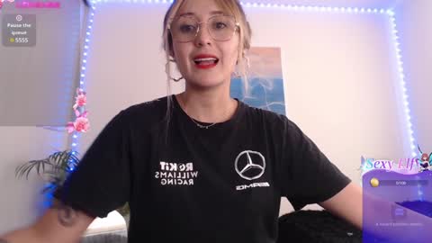 Snapshot of gabb_rioss chatting on January 6, 4:34 pm Gabriela online show from January 6, 4:34 pm