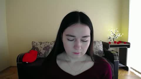 Jaklin online show from April 15, 9:01 am