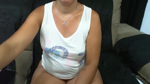 gaby  layla online show from March 4, 1:34 am