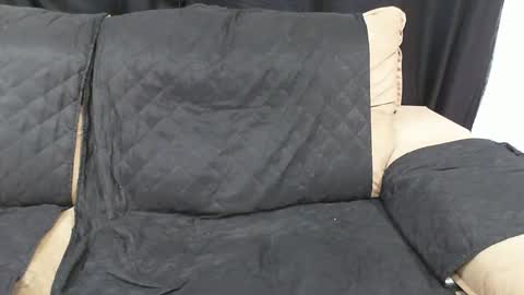 gaby  layla online show from February 26, 3:03 am