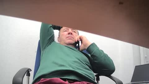 gabriel9_2003 online show from February 2, 11:39 am