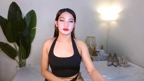 Snapshot of gabriela_deluxe chatting on October 24, 8:37 am gabriela_deluxe online show from October 24, 8:37 am
