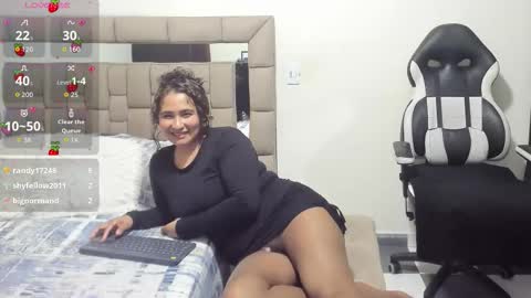 gabriela ponce online show from March 26, 12:06 am