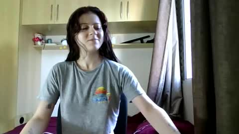 gabriellamanhaes online show from April 21, 11:17 am