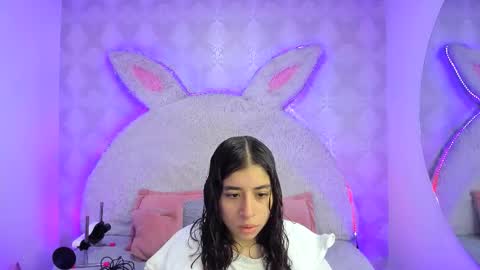 Gaby online show from March 18, 7:09 pm