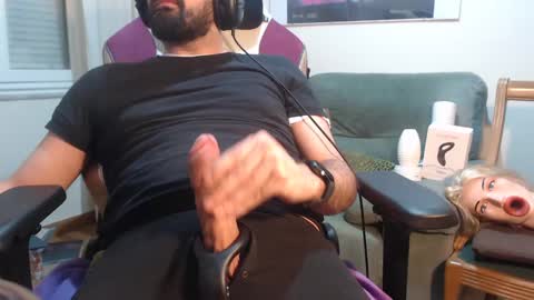 Snapshot of gag0nmyc0ck chatting on March 11, 3:25 am your master online show from March 11, 3:25 am