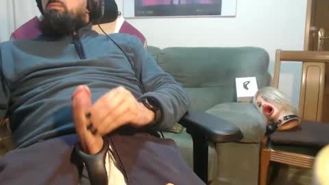 Snapshot of gag0nmyc0ck chatting on December 16, 11:50 pm your master online show from December 16, 11:50 pm