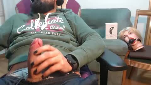 Snapshot of gag0nmyc0ck chatting on December 27, 2:54 pm your master online show from December 27, 2:54 pm